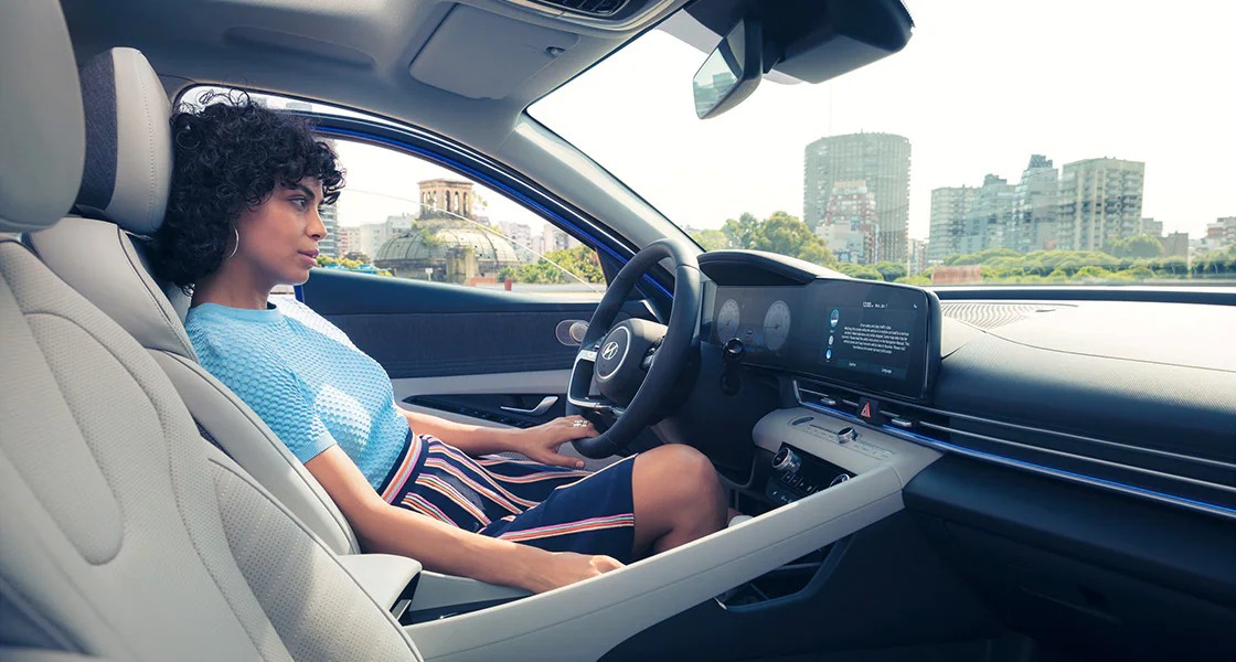 Elantra-cn7-design-most-sensuous-pc