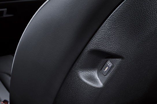 Palisade-lx2-pe-convenience-usb-charging-ports-pc